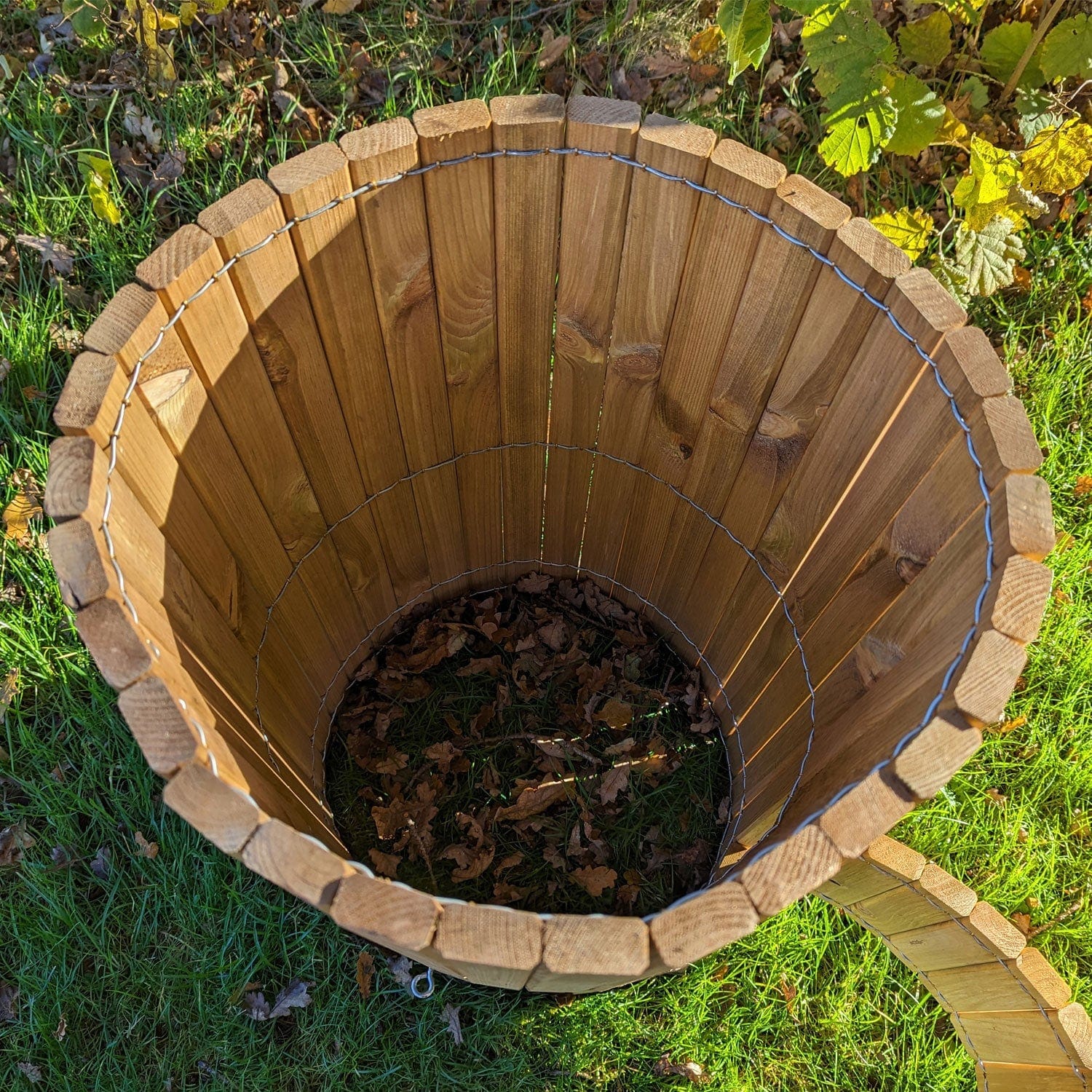 murodec 66 Litre Wooden Potato Planter Barrel – Swing Door Harvest Access